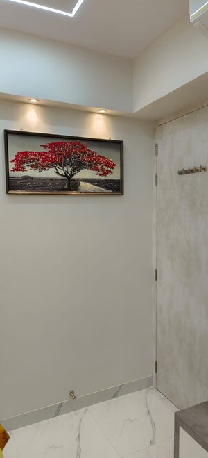 Room in 2 BHK Apartment at Lodha Amara, Kolshet Road – for Rent