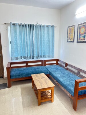 Living Room in 2 BHK Apartment at Shankar Nagar – for Rent