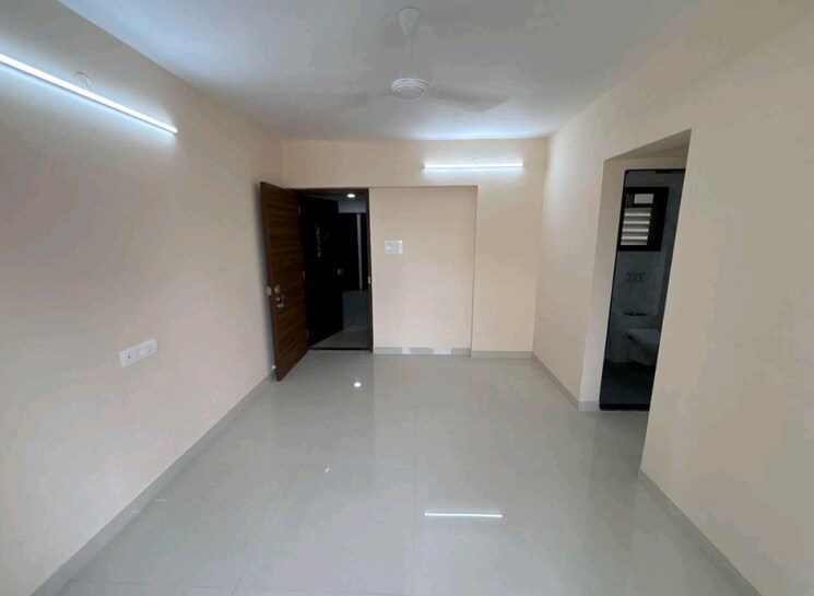 Living Room, ami-zarna 1 Bedroom 650 Sq.Ft. Apartment In Malad West Mumbai 9301702