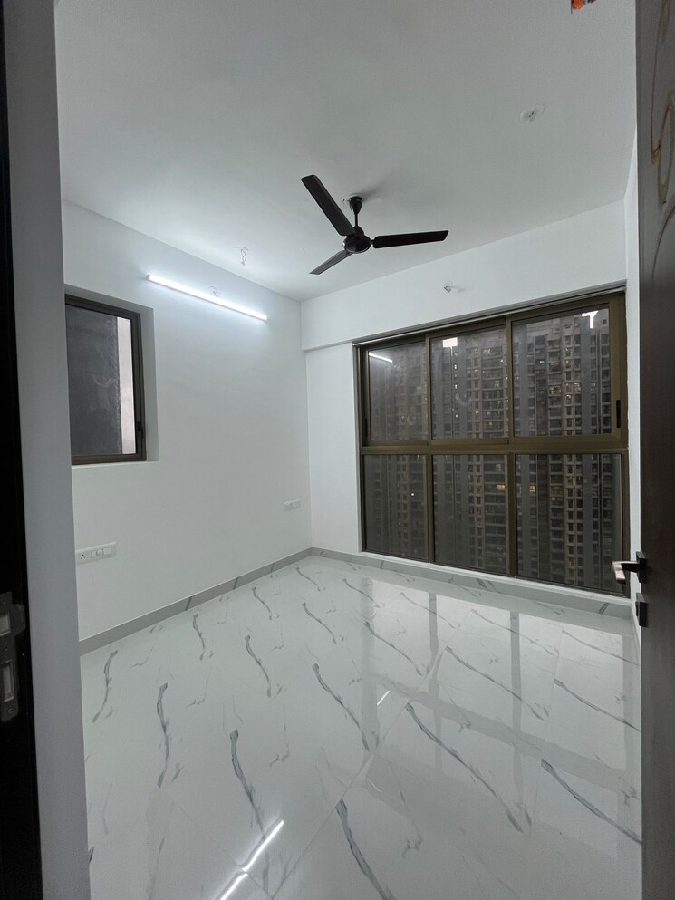 Room, raymond-ten-x-habitat 2 Bedroom 635 Sq.Ft. Apartment In Pokhran Road No Two Thane 9301730