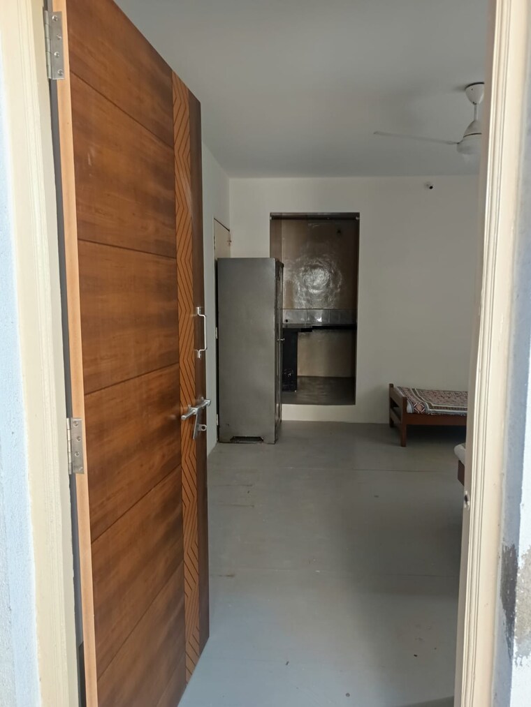 undefined, kapil nagar 1 RK 200 Sq.Ft. Apartment In Kapil Nagar Pune 9301804