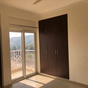 Room in 3 BHK Apartment at Earthcon Rajpur Greens, Rajpur – for Rent