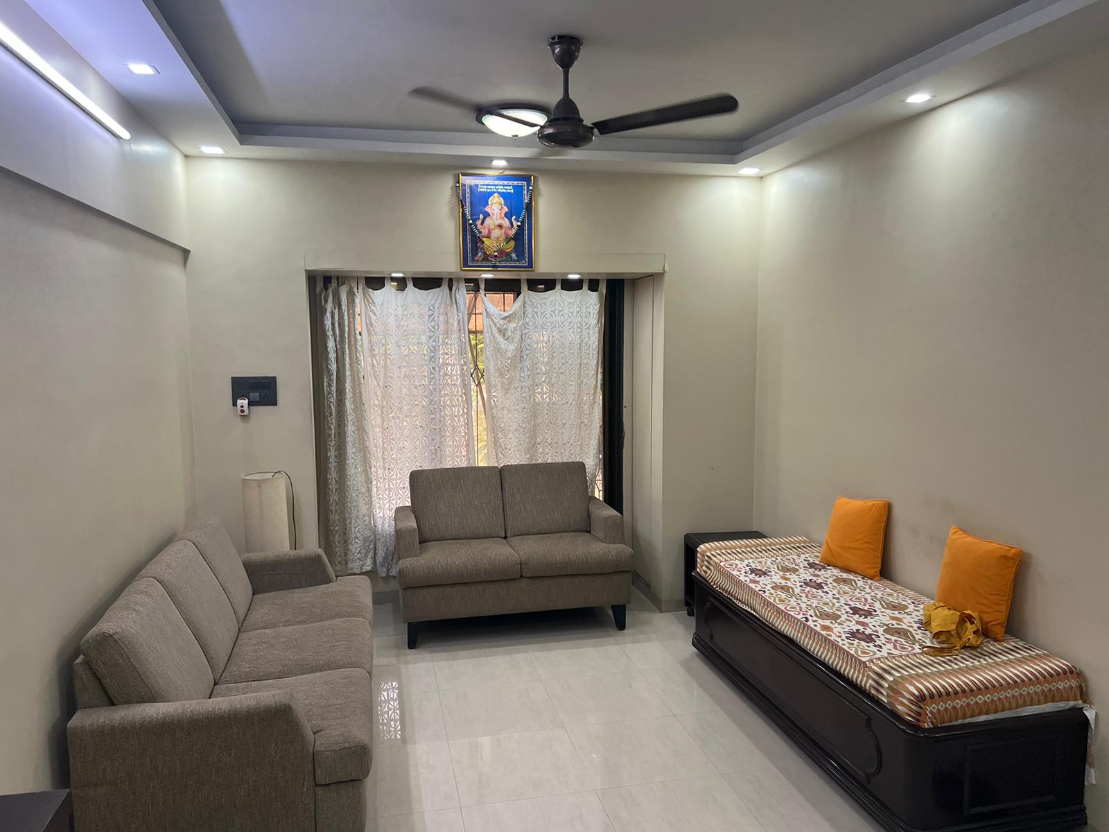 2 BHK + Extra Room Apartment For Rent in Raheja Garden Estate