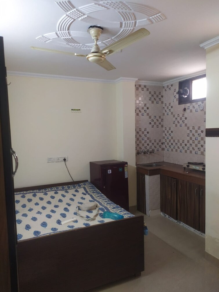 Cover Image, sant nagar 2 Bedroom 900 Sq.Ft. Builder Floor In Sant Nagar Delhi 9301913