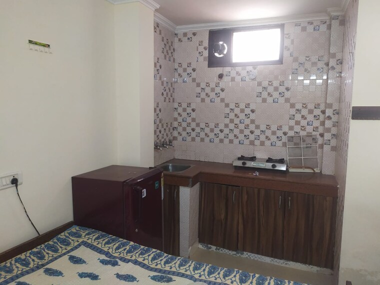 Kitchen, sant nagar 2 Bedroom 900 Sq.Ft. Builder Floor In Sant Nagar Delhi 9301913