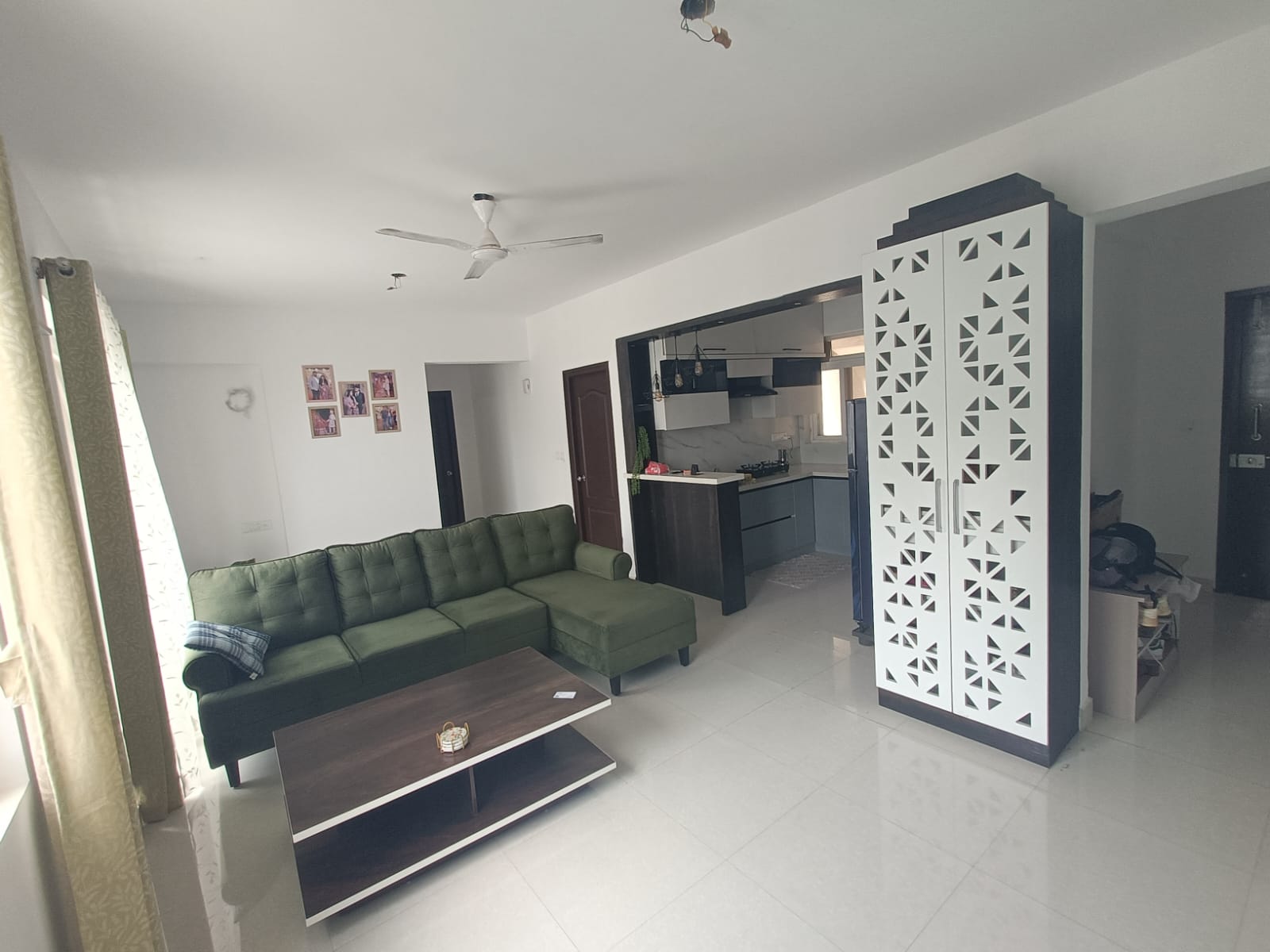 2 BHK Apartment For Rent in SJR Blue Waters