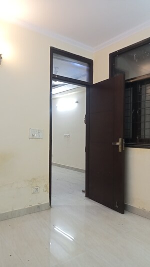 Room in 2 BHK Builder Floor at Panchsheel Vihar – for Rent