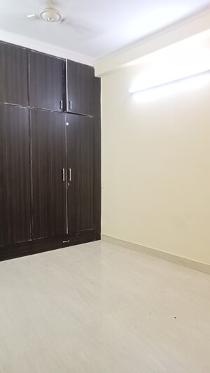 Room in 2 BHK Builder Floor at Panchsheel Vihar – for Rent