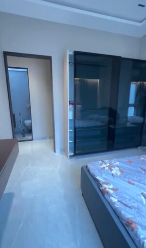 Room in 2 BHK Apartment at Goregaon West – for Sale