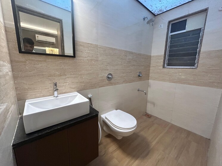 Bathroom, sushanku-avenue-37 2 Bedroom 709 Sq.Ft. Apartment In Goregaon East Mumbai 9301967