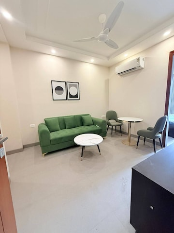 Team Area in 3 BHK Apartment at Ireo Victory Valley, Sector 67 – for Rent