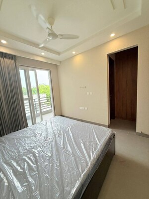 Bedroom in 3 BHK Apartment at Ireo Victory Valley, Sector 67 – for Rent