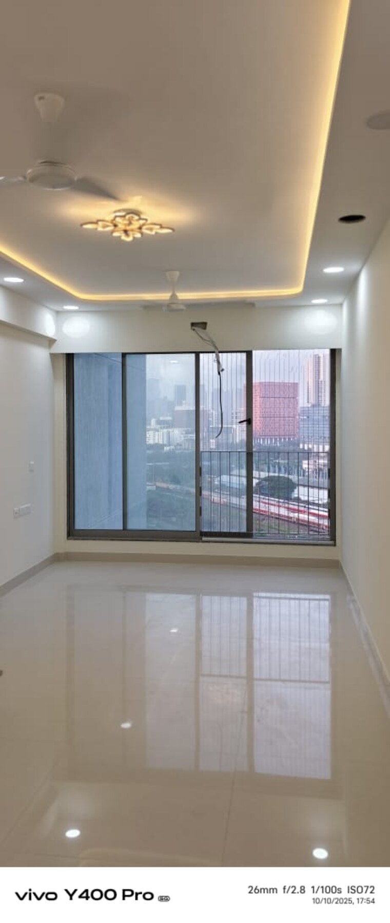 Room, sunteck-city-avenue-4 3 Bedroom 1036 Sq.Ft. Apartment In Goregaon West Mumbai 9301980