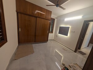 Room in 3 BHK Independent House at Hsr Layout Sector 2 – for Rent