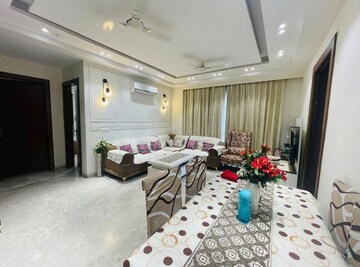 Bedroom in 5 BHK Villa at Sector 50 – for Sale