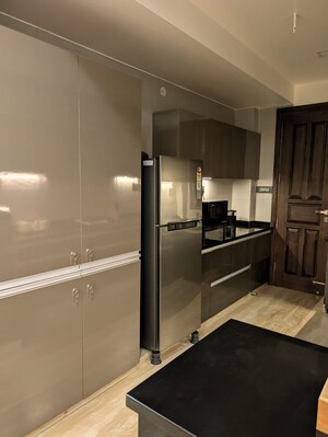 Kitchen in 2 BHK Builder Floor at Unitech South City 1, South City 1 – for Rent