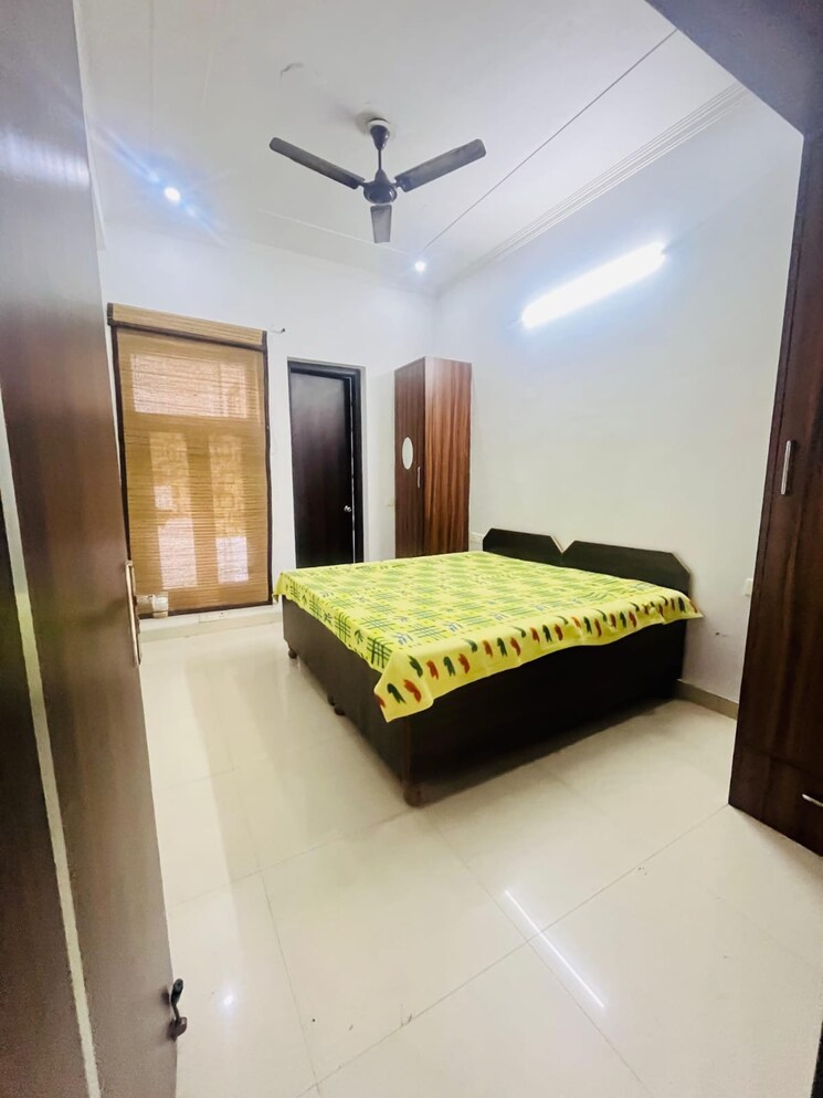 Bedroom, sector 46 2 Bedroom 1399 Sq.Ft. Builder Floor In Sector 46 Gurgaon 9302045