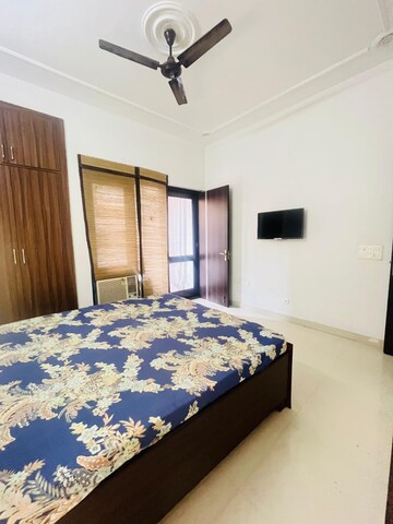 Bedroom in 2 BHK Builder Floor at Sector 46 – for Rent