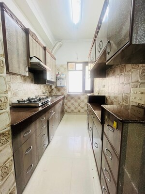 Kitchen in 2 BHK Builder Floor at Sector 46 – for Rent