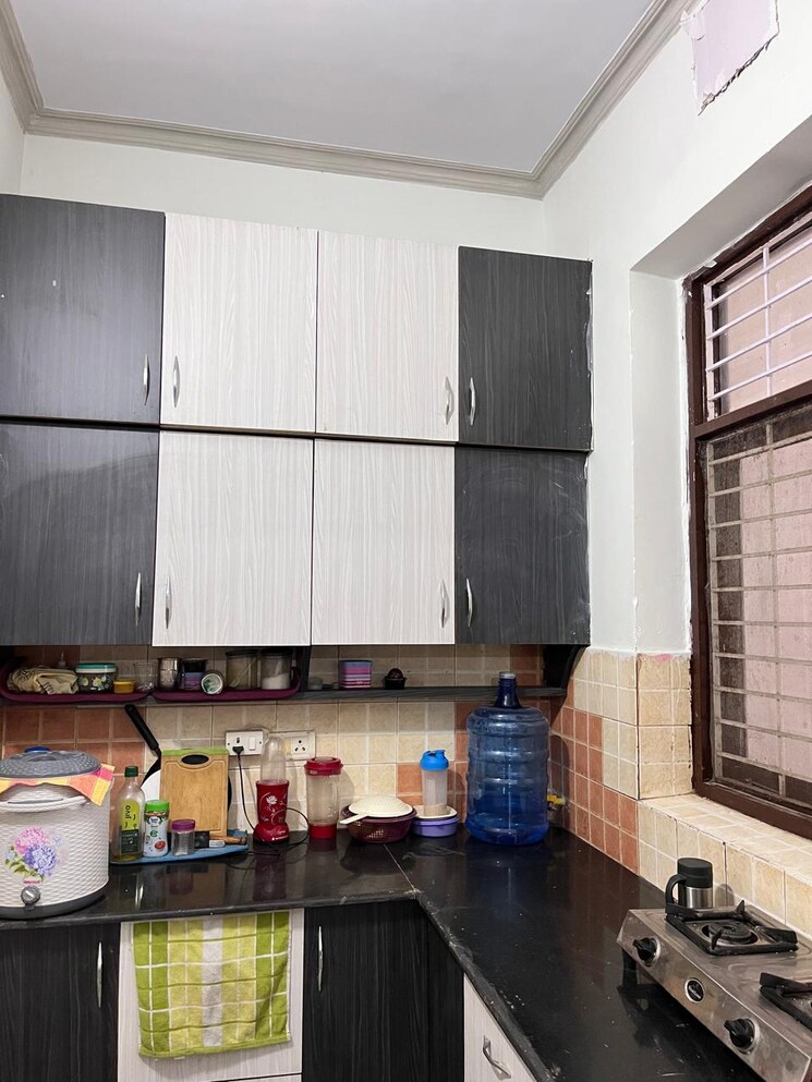 Kitchen, dayal bagh 3 Bedroom 120 Sq.Yd. Independent House In Dayal Bagh Agra 9302055