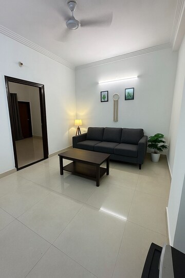 Living Room in 1 BHK Builder Floor at Sector 40 – for Rent