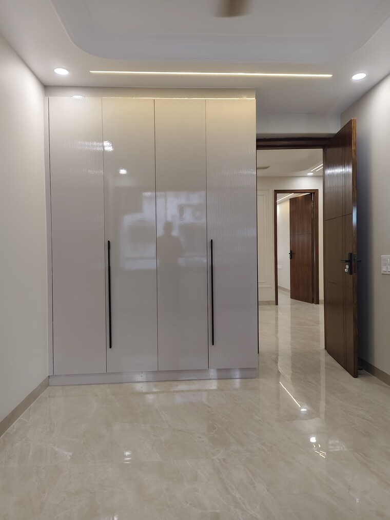 Bedroom, vasant kunj 4 Bedroom 2200 Sq.Ft. Apartment In Vasant Kunj Delhi 9302062