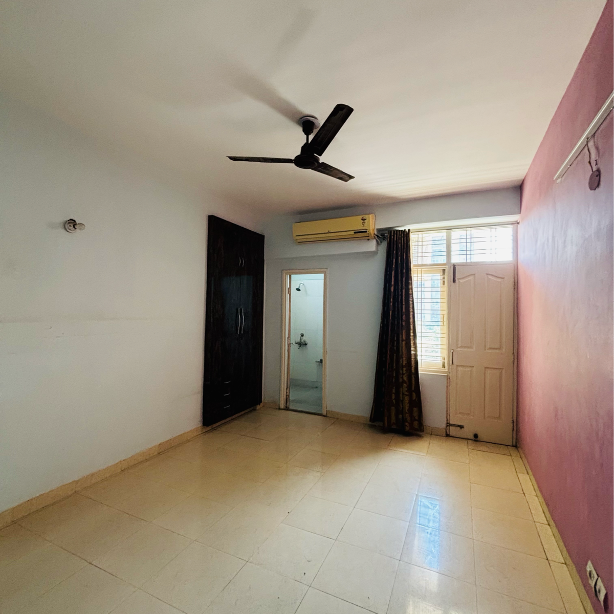 3 BHK + Study Room Apartment For Rent in Tulip Orange