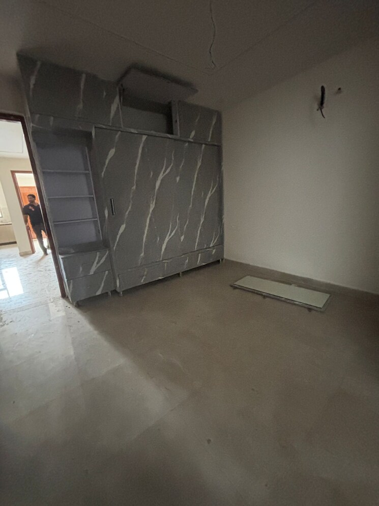 Room, sunny enclave 3 Bedroom 1377 Sq.Ft. Apartment In Sunny Enclave Mohali 9302061
