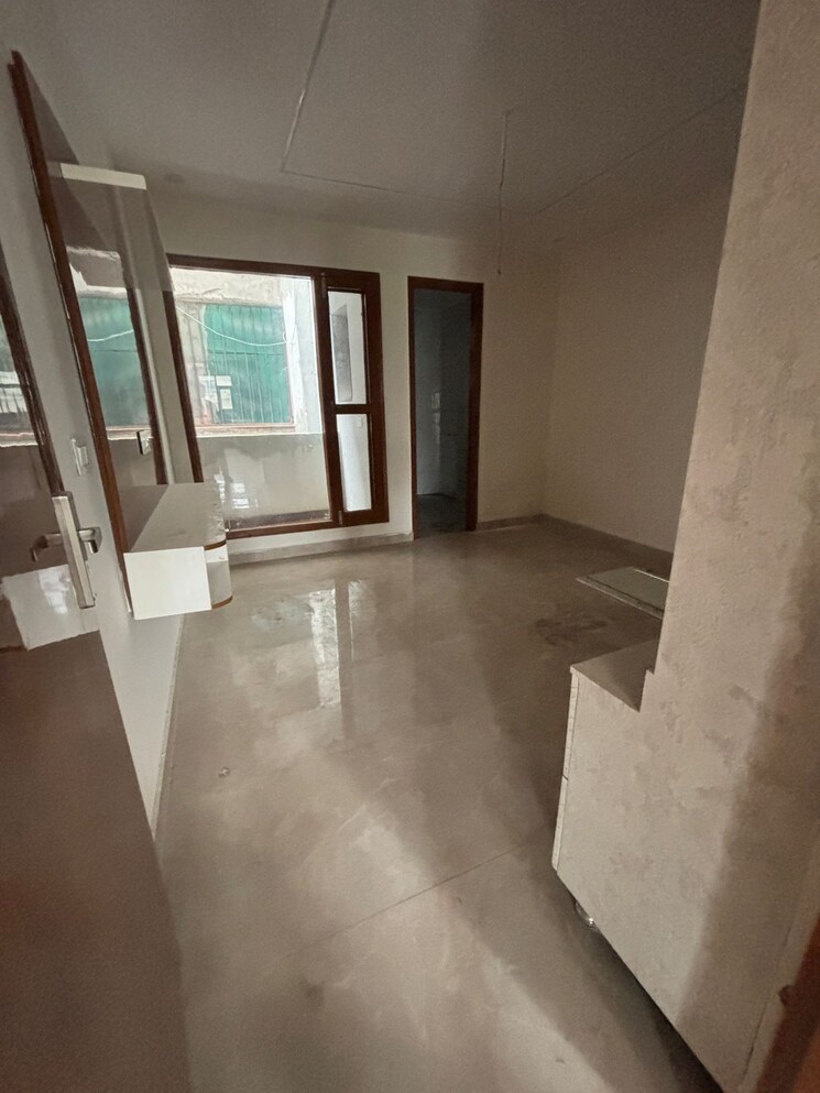 Room, sunny enclave 3 Bedroom 1377 Sq.Ft. Apartment In Sunny Enclave Mohali 9302061