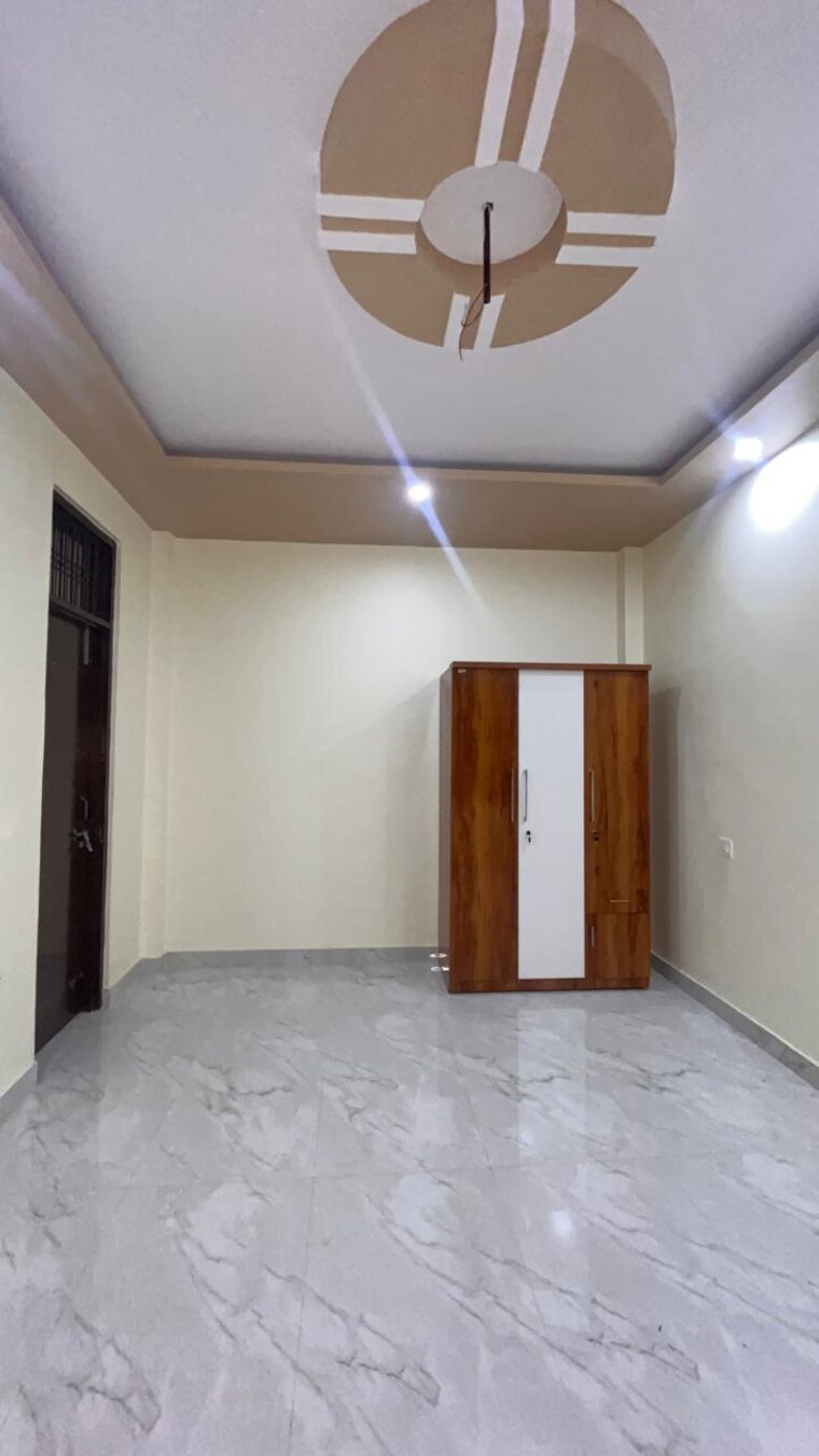 Room, jankipuram 2 Bedroom 1200 Sq.Ft. Independent House In Jankipuram Lucknow 9302090