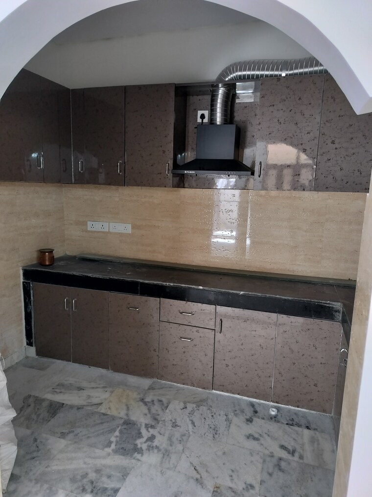 Kitchen, sector 4 dwarka 3 Bedroom 1500 Sq.Ft. Apartment In Sector 4 Dwarka Delhi 9302093