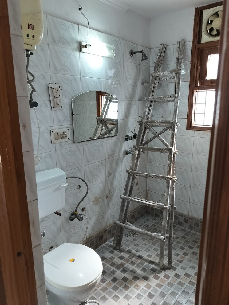 Master Bedroom, sector 11 dwarka 3 Bedroom 1600 Sq.Ft. Apartment In Sector 11 Dwarka Delhi 9302107