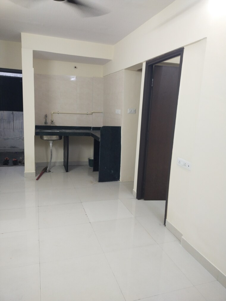 Room, chembur 1 Bedroom 300 Sq.Ft. Apartment In Chembur Mumbai 9302112