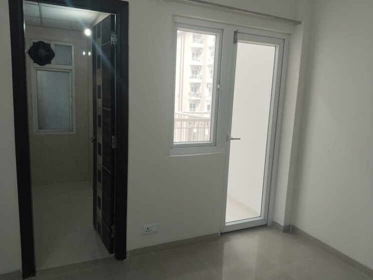 Room, gaur-city-2-11th-avenue 3 Bedroom 1420 Sq.Ft. Apartment In Sector 16c Greater Noida Greater Noida 9302122