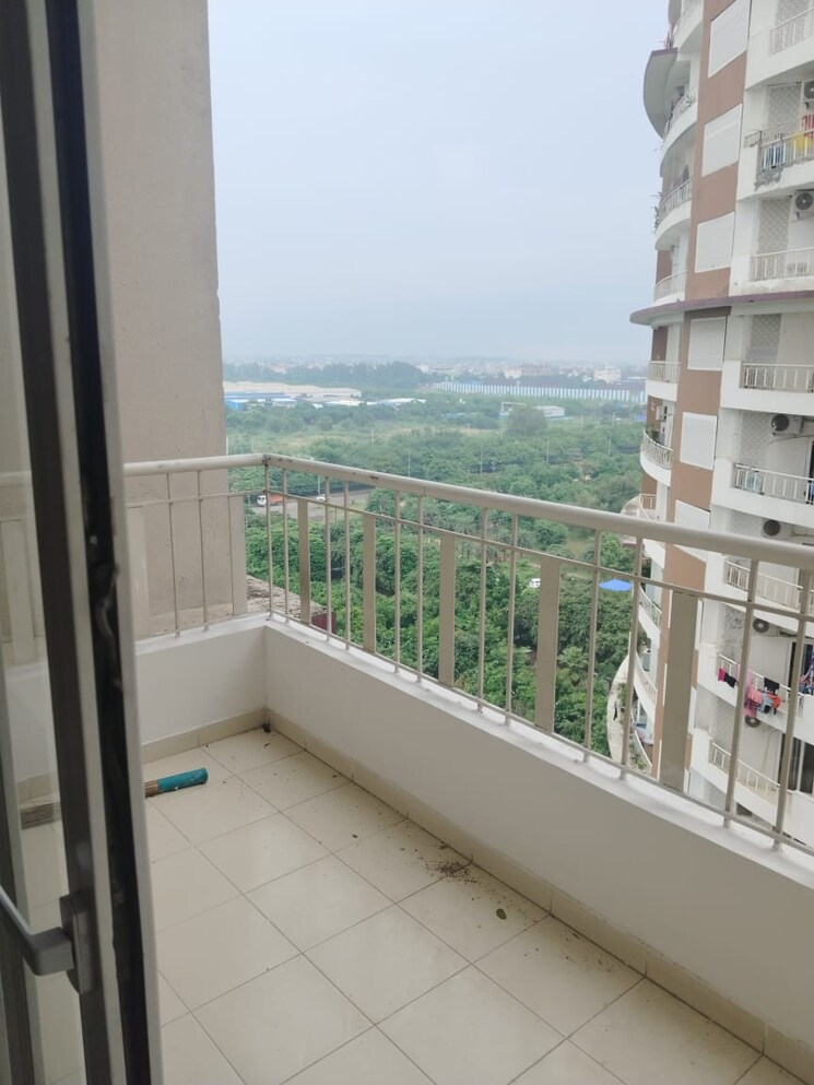 Balcony, gaur-city-2-11th-avenue 3 Bedroom 1420 Sq.Ft. Apartment In Sector 16c Greater Noida Greater Noida 9302122