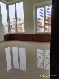 2 BHK + Servant Room Apartment For Sale in Dhoot New Town Extension