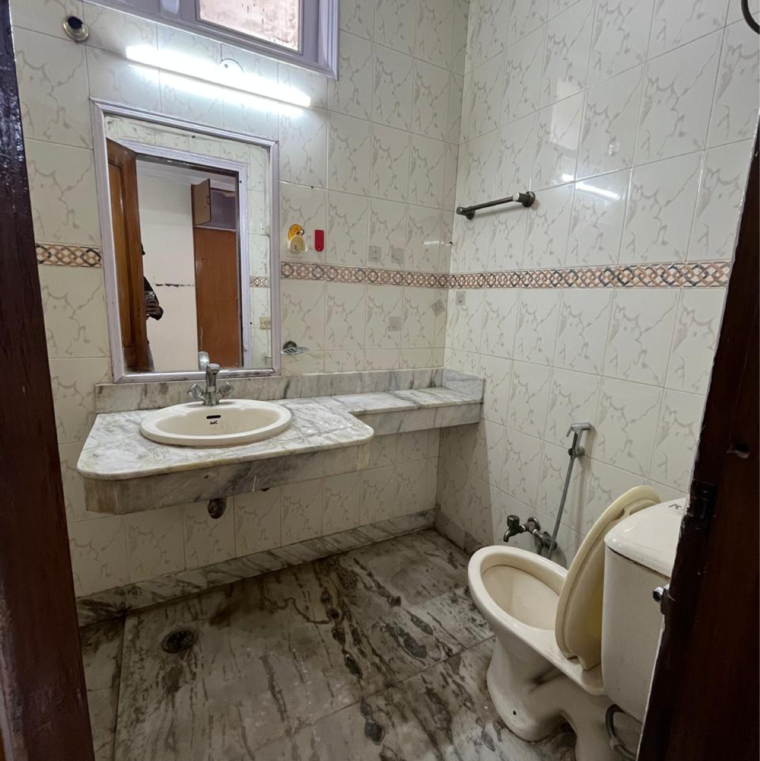 Bathroom, malviya nagar 2 Bedroom 900 Sq.Ft. Builder Floor In Malviya Nagar Delhi 9302143