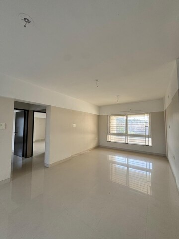 Room in 2 BHK Apartment at Amey Apartments, Rambaug Colony – for Rent