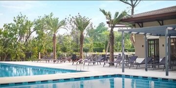 Swimming Pool in 2 BHK Apartment at Lodha Amara, Kolshet Road – for Sale
