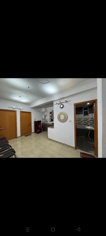 Bedroom in 3 BHK Apartment at Hazratganj – for Rent