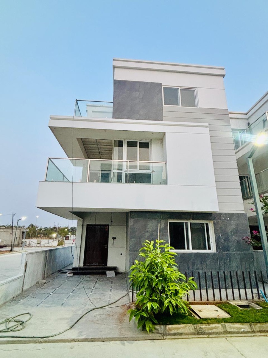 5 BHK Villa For Sale in Tellapur