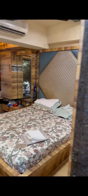 Master Bedroom in 2 BHK Apartment at Kaif Tower, Byculla – for Sale