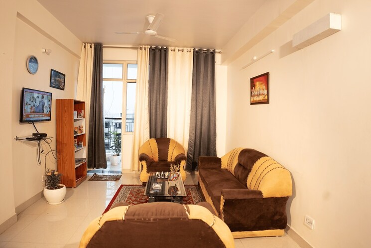 Living Room, gomti nagar 3.5 Bedroom 2105 Sq.Ft. Apartment In Gomti Nagar Lucknow 9302183