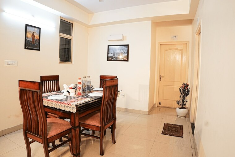 Living Room, gomti nagar 3.5 Bedroom 2105 Sq.Ft. Apartment In Gomti Nagar Lucknow 9302183