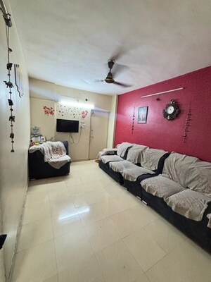 Bedroom in 2 BHK Apartment at Deccan Gymkhana – for Rent