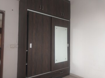 Room in 2 BHK Apartment at Mahagun Mywoods, Sector 16c Greater Noida – for Rent