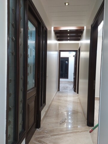 Building Lobby in 3 BHK Builder Floor at Chittaranjan Park – for Rent