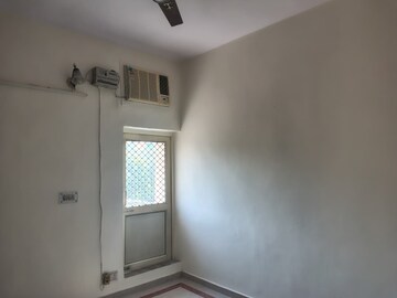 Bedroom in 2.5 BHK Builder Floor at Kalkaji – for Rent