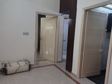 Room in 2.5 BHK Builder Floor at Kalkaji – for Rent