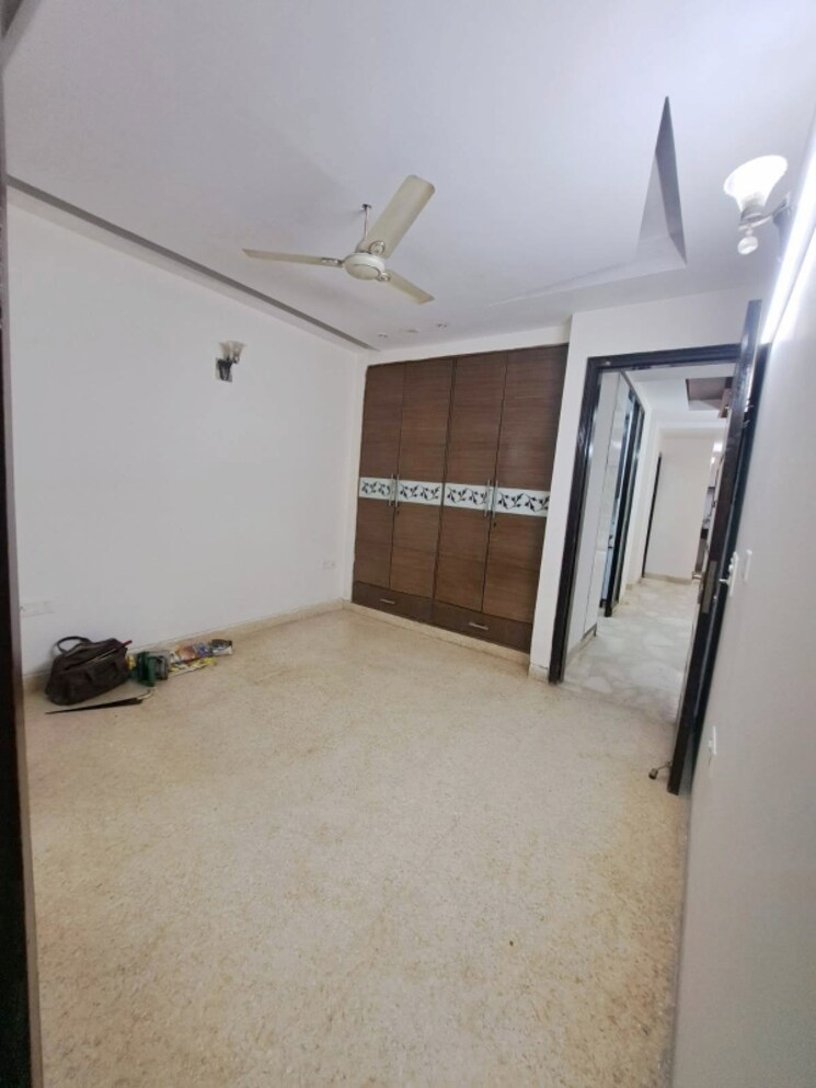 Master Bedroom, chittaranjan park 3 Bedroom 1300 Sq.Ft. Builder Floor In Chittaranjan Park Delhi 9302224